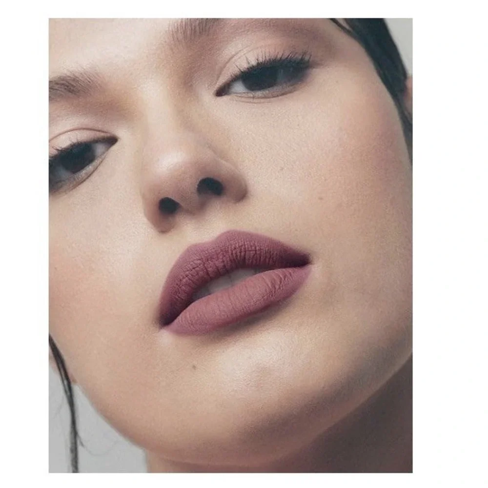 Fenty Icon Velvet Liquid Lipstick ~ RIRI 04 ~ 5.5 g / 0.19 fl oz Full Size ~ NIB